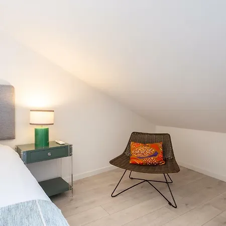 Tram 28 Duplex Apartman